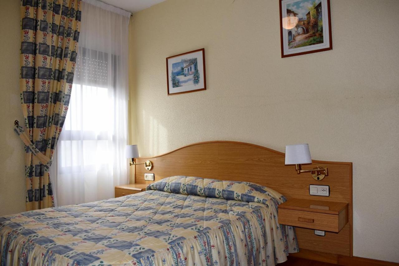 Hotel Ria De Vigo "Tierra De Campos" Becilla de Valderaduey Eksteriør bilde